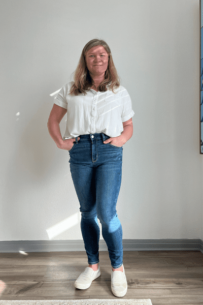 American Eagle Mom Jeans review: How do the jeans fit? - Reviewed